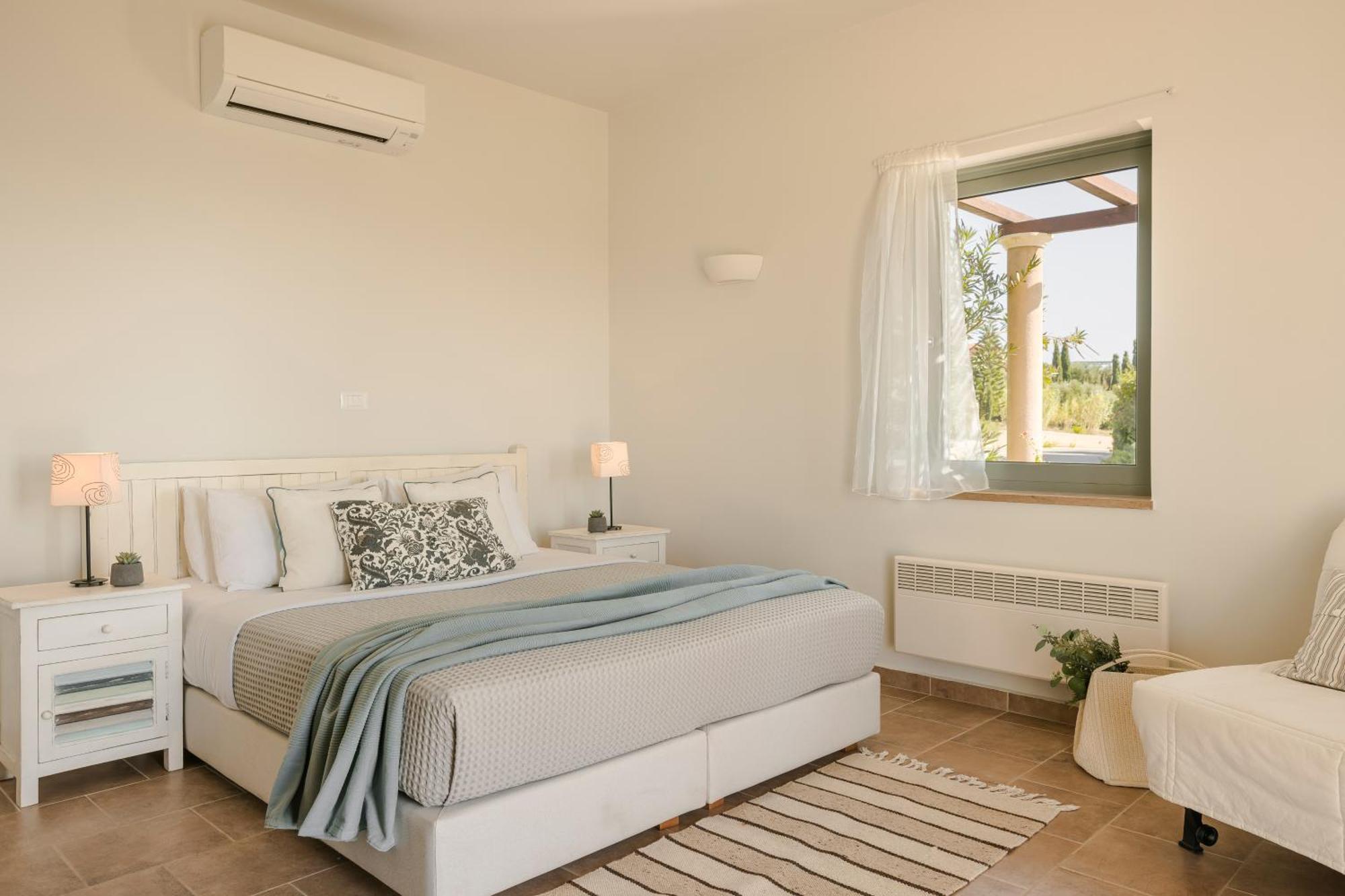 Absolute Villa By Stylish Stays Livathos  Exteriör bild